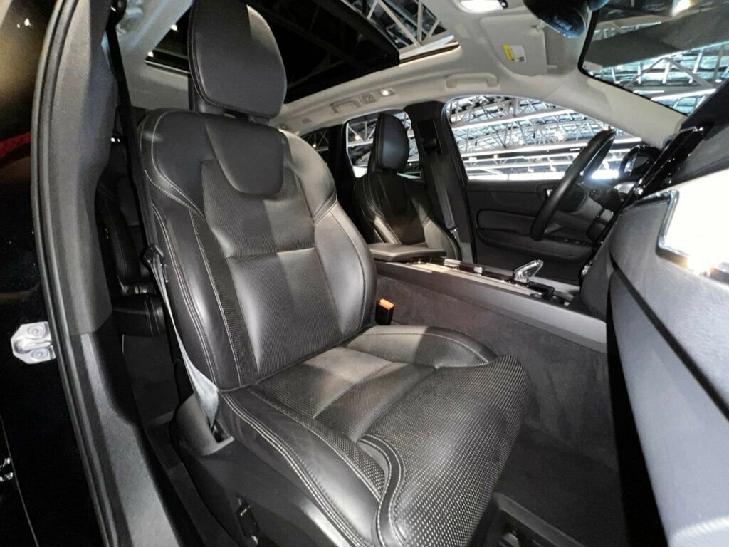Used 2022 Volvo XC60 T8 Inscription w/ Advanced Package image 35