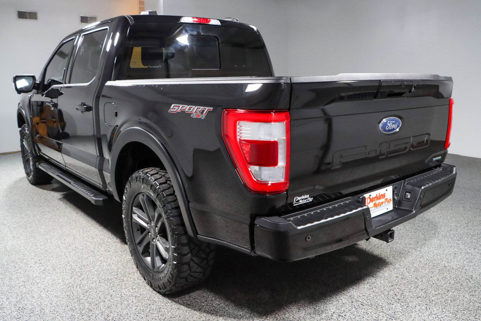 Used 2023 Ford F150 Lariat w/ Equipment Group 502A High AWD/4WD image 10
