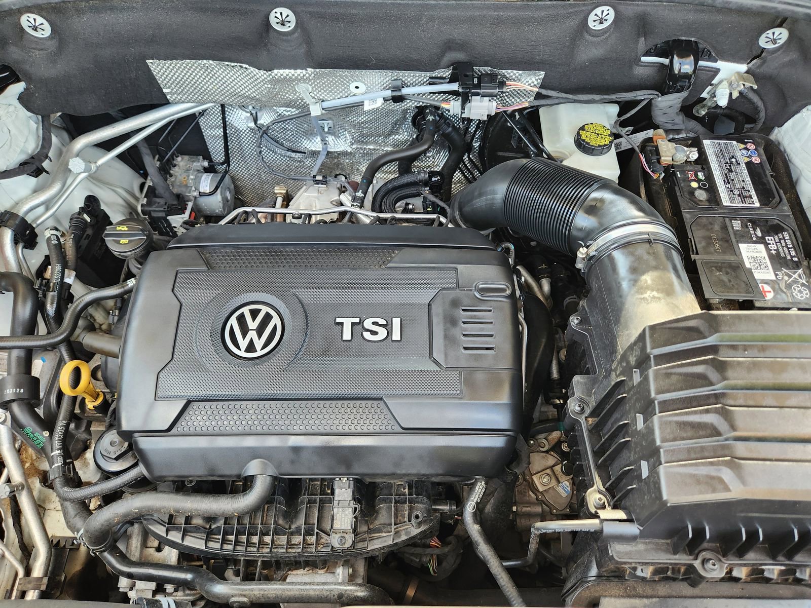 Used 2022 Volkswagen Atlas Cross Sport SE FWD image 39