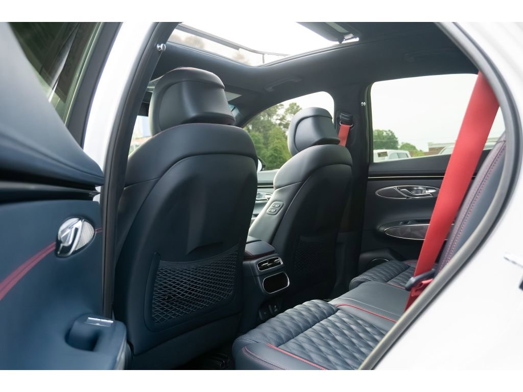 Used 2022 Genesis GV70 3.5T Sport w/ Sport Advanced Package AWD/4WD image 14