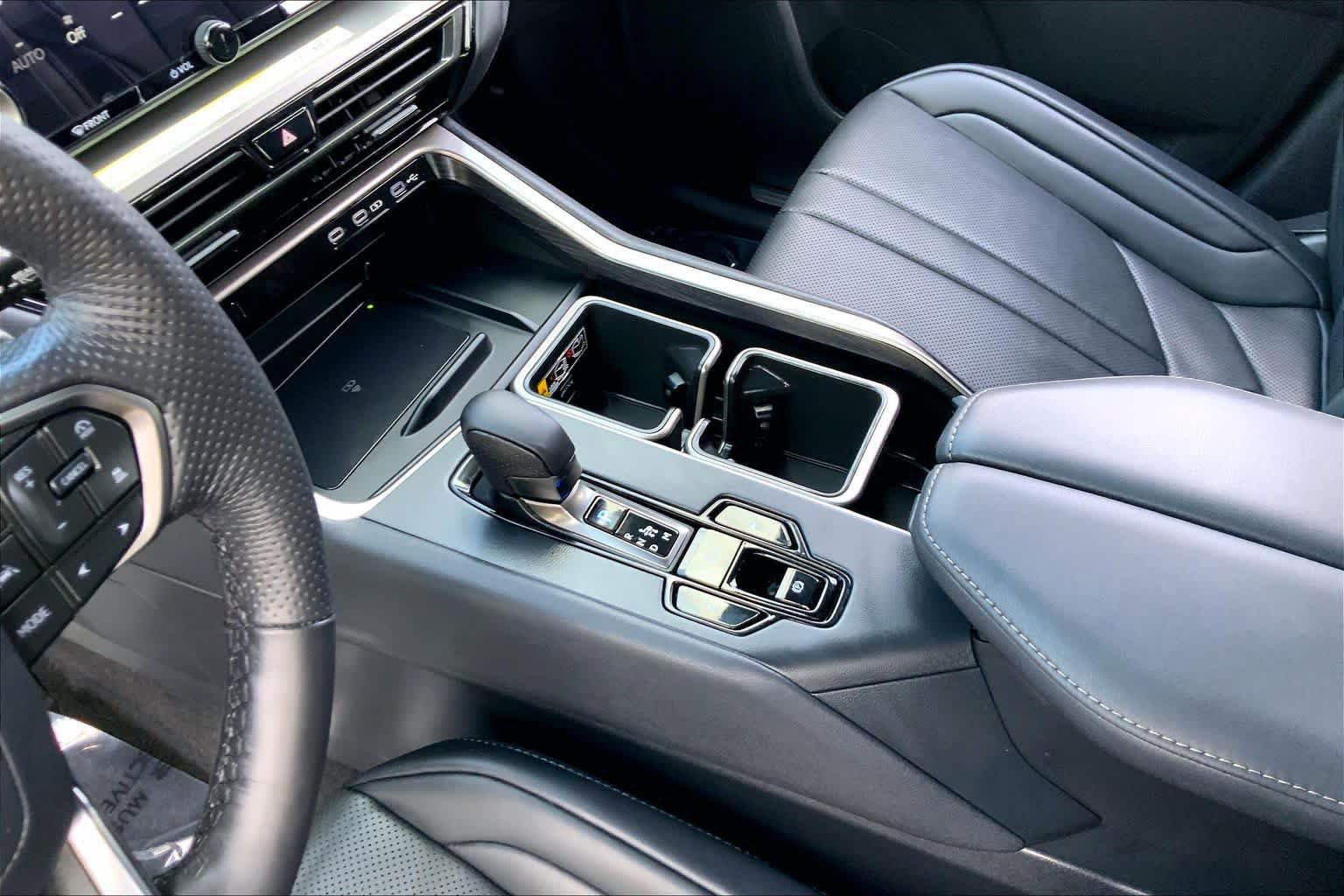 Certified 2025 Lexus TX 500h AWD w/ Technology Package image 17