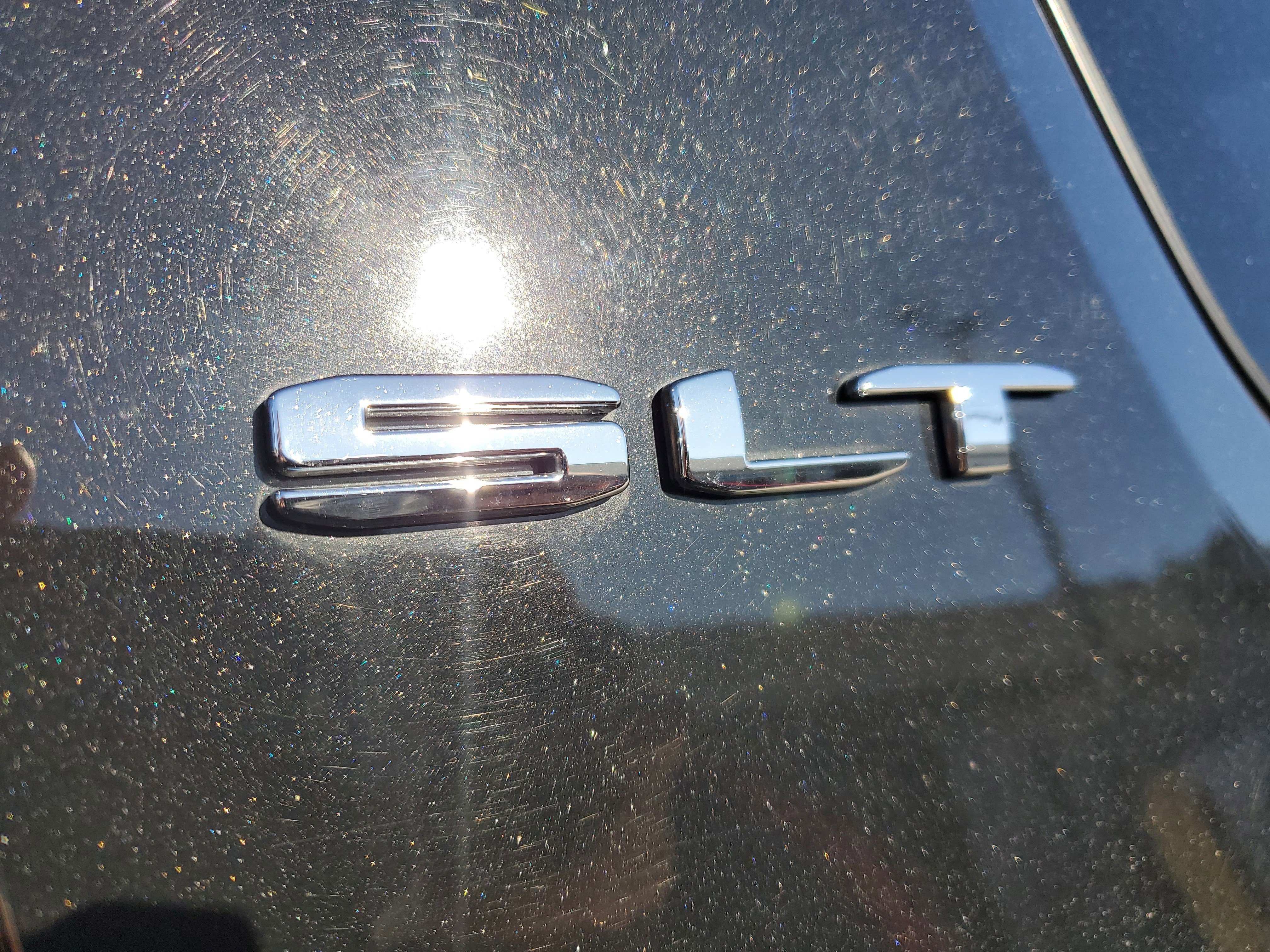 Used 2023 GMC Acadia SLT image 8