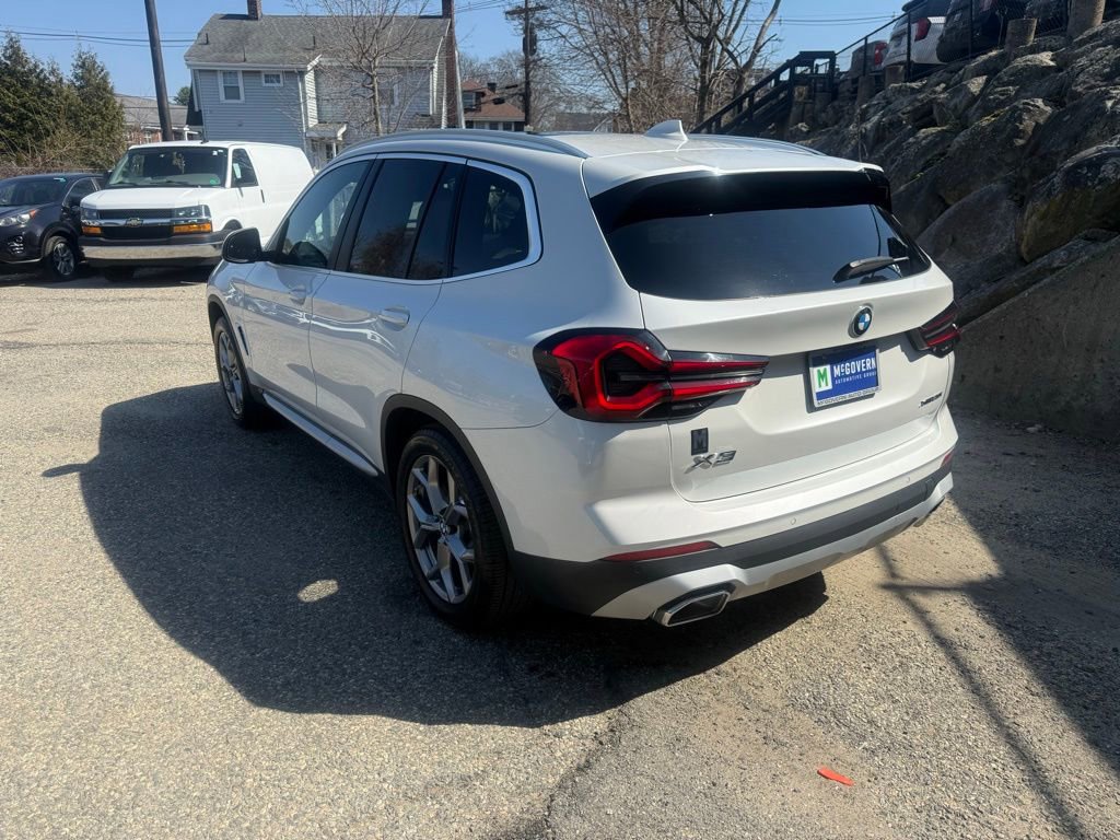 Used 2024 BMW X3 xDrive30i AWD/4WD image 3