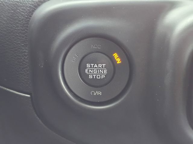 Used 2021 Jeep Wrangler Unlimited Sahara AWD/4WD image 16