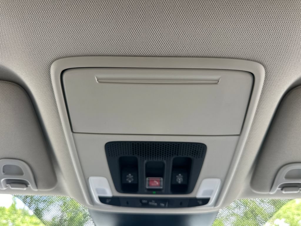 New 2026 Honda Pilot Touring image 32
