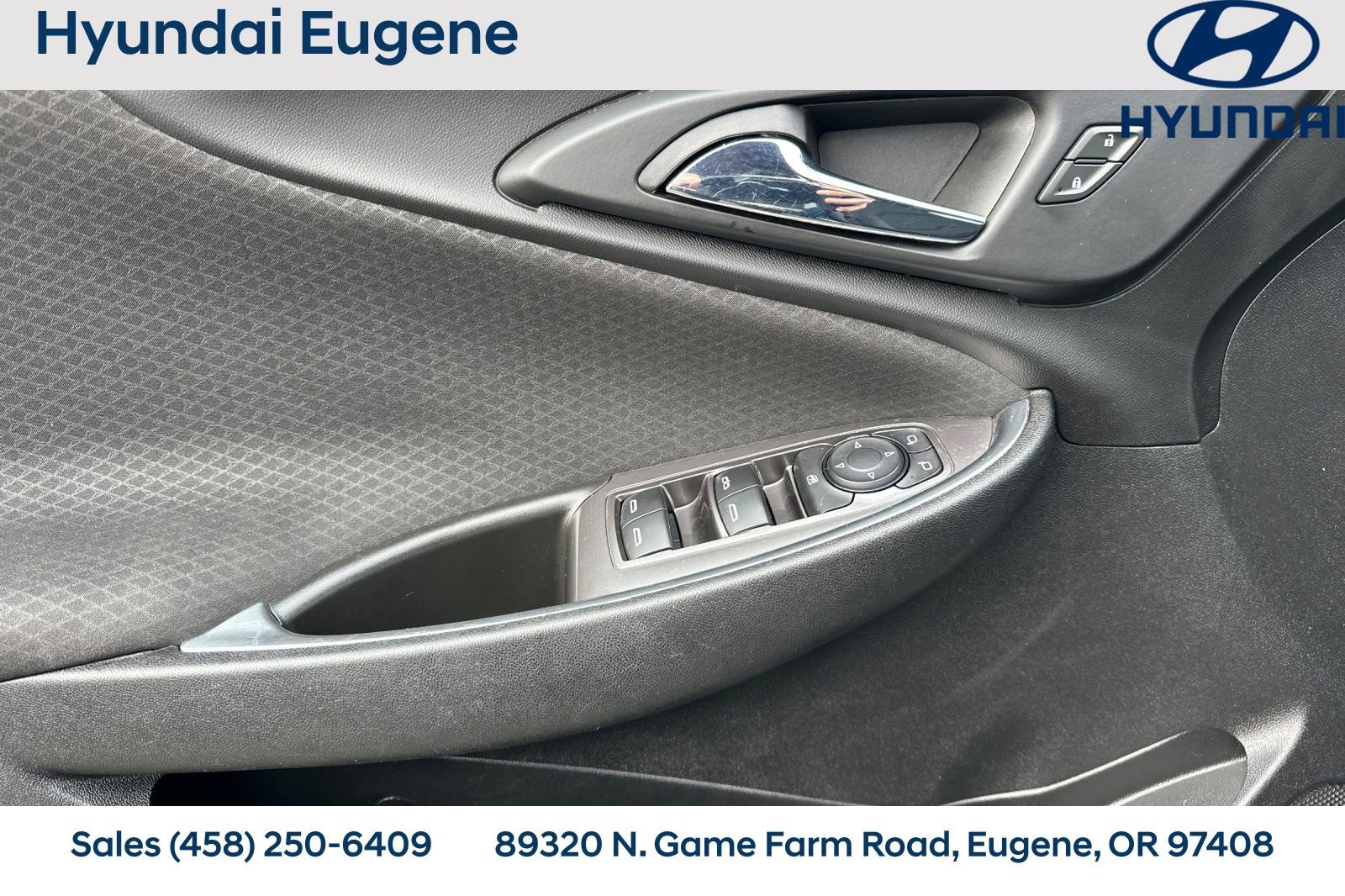 Used 2020 Chevrolet Malibu LT image 12