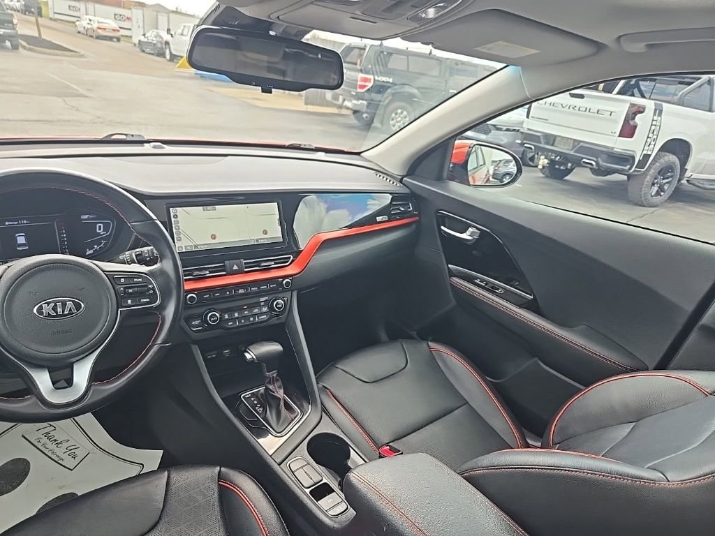 Used 2020 Kia Niro Touring image 28
