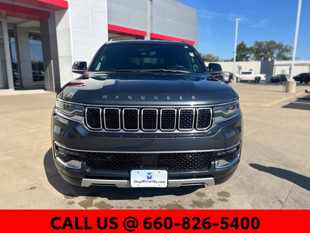Used 2024 Jeep Wagoneer L Series II w/ Flexible Seating Group AWD/4WD image 3