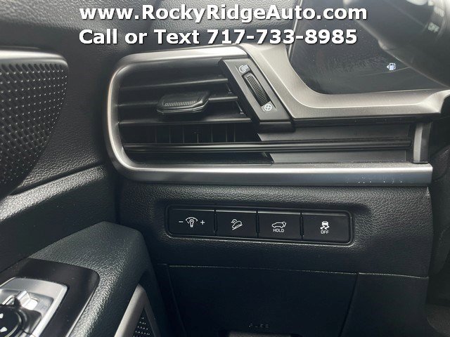 Used 2025 Kia Telluride S AWD/4WD image 42