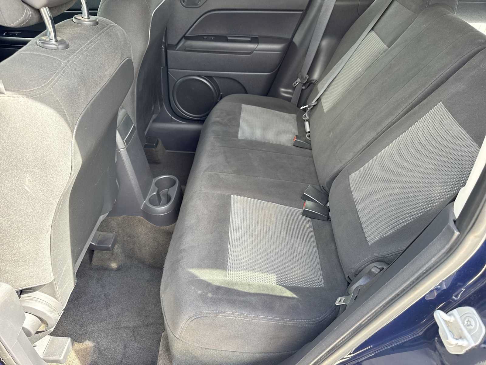 Used 2015 Jeep Patriot Latitude AWD/4WD image 18