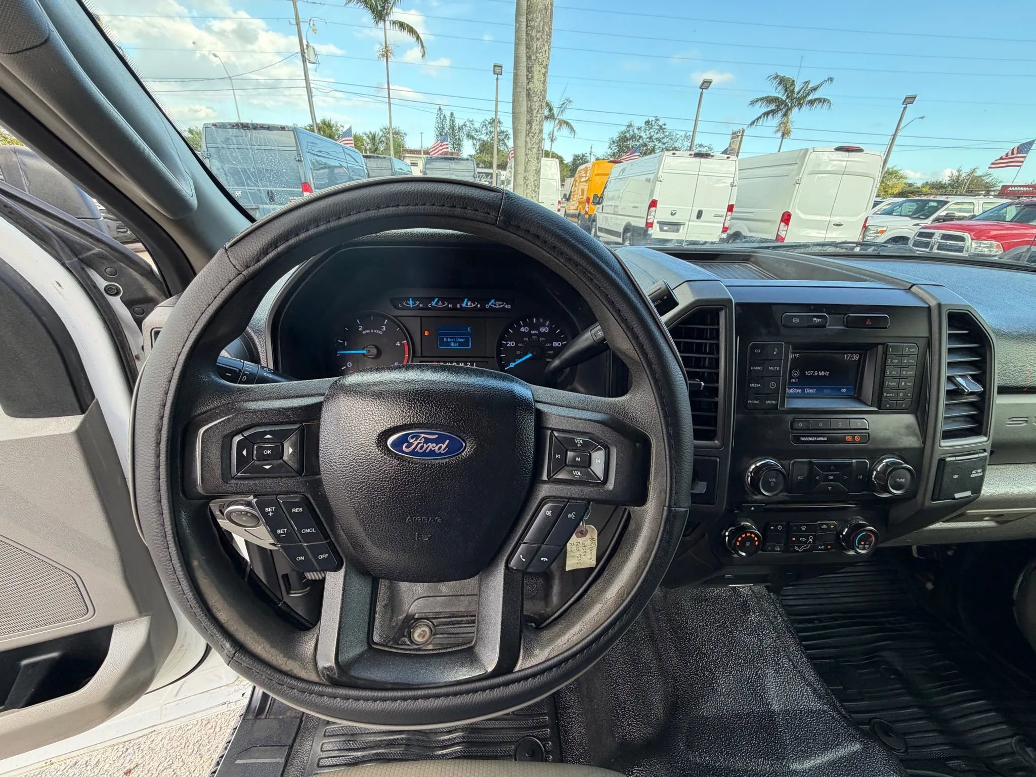 Used 2017 Ford F550 2WD Crew Cab Super Duty w/ Power Equipment Group image 13
