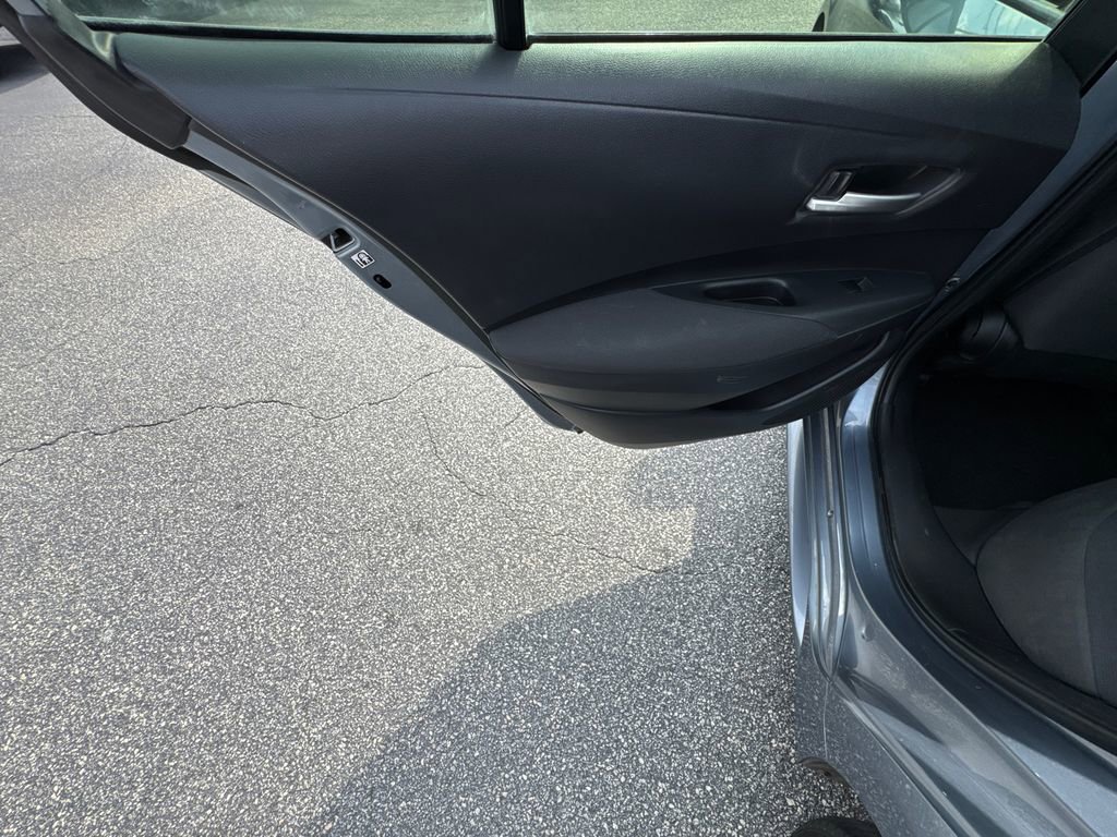 Used 2020 Toyota Corolla LE image 21