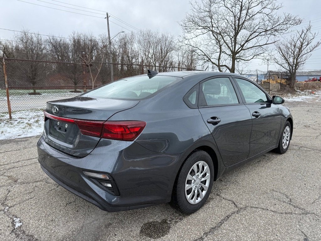 Used 2019 Kia Forte FE FWD image 3