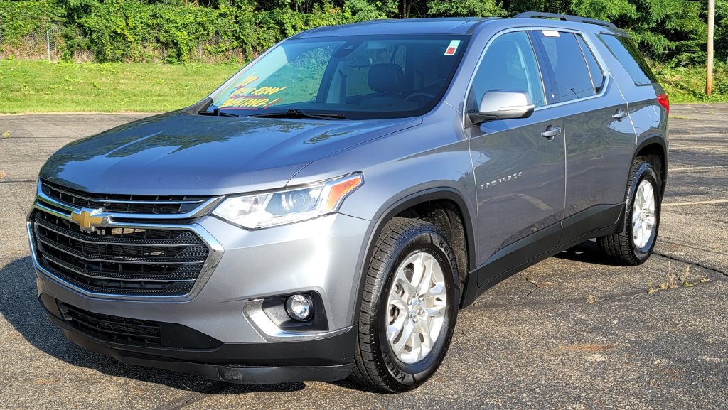 Used 2021 Chevrolet Traverse LT w/ LPO, Floor Liner Package AWD/4WD image 3