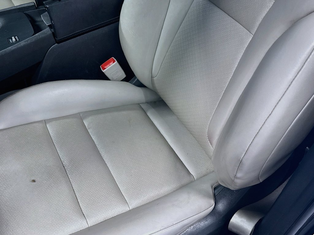 Used 2023 Nissan Rogue SV w/ SV Premium B Package FWD image 20