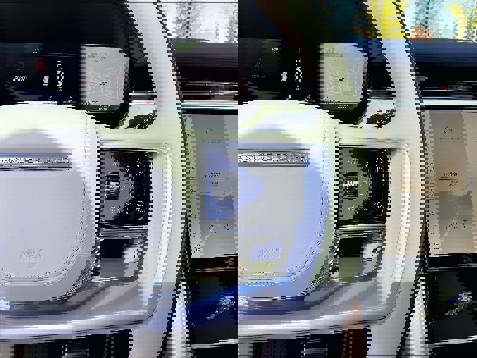 New 2026 Land Rover Range Rover SE AWD/4WD image 18