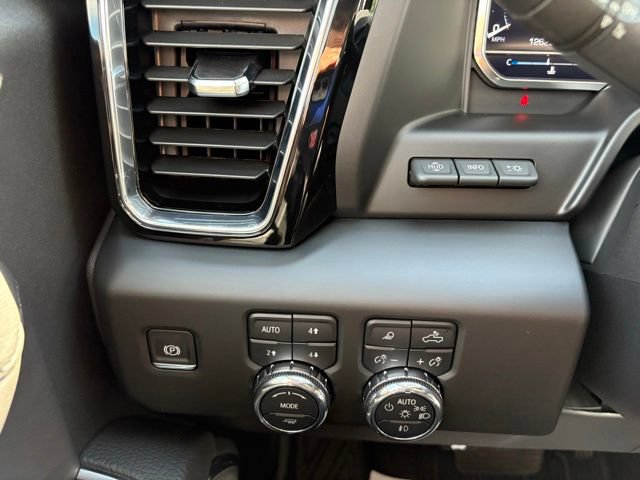 Certified 2025 GMC Sierra 1500 Denali w/ Denali Reserve Package AWD/4WD image 17