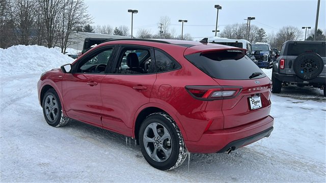 Used 2024 Ford Escape ST-Line image 5