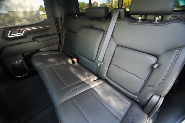 Used 2022 Chevrolet Silverado 1500 RST AWD/4WD image 24