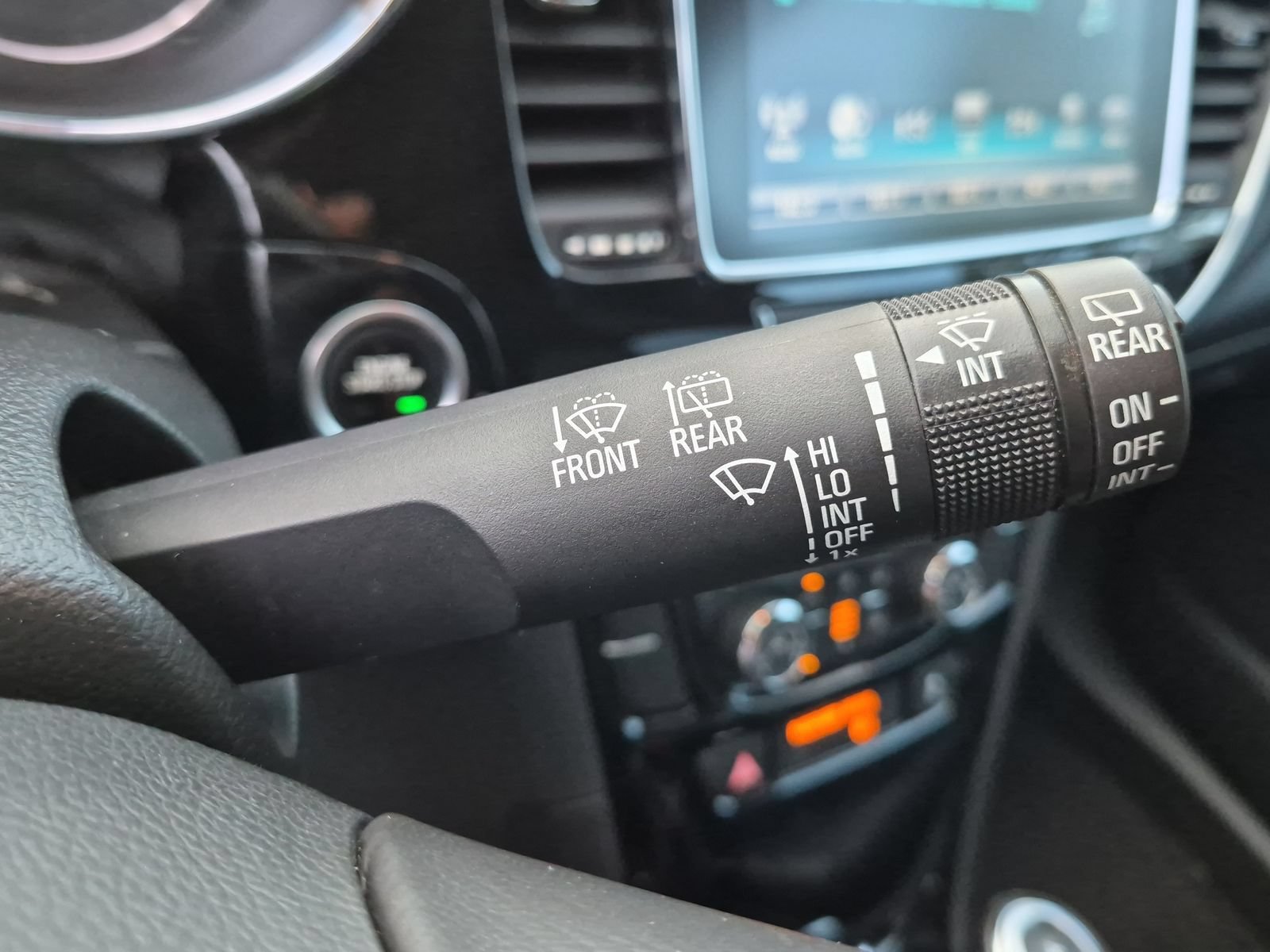 Used 2018 Buick Encore Essence AWD/4WD image 22