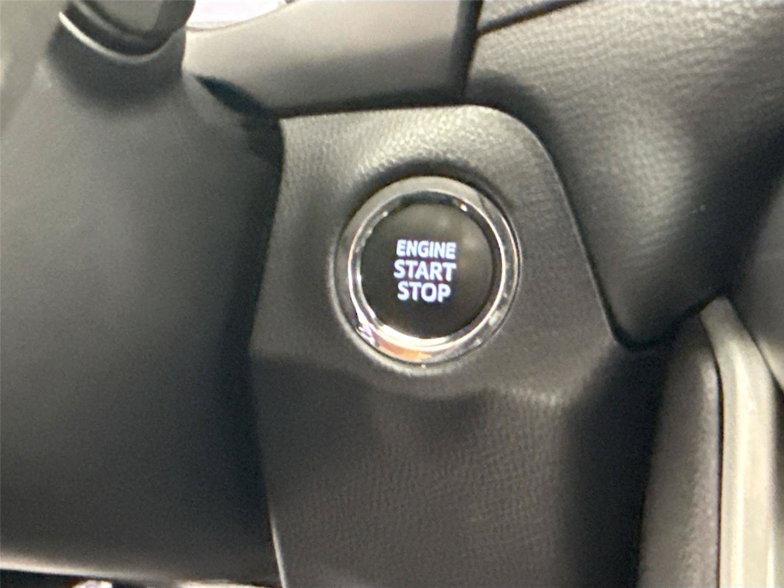 Used 2024 Toyota RAV4 XLE Premium FWD image 20