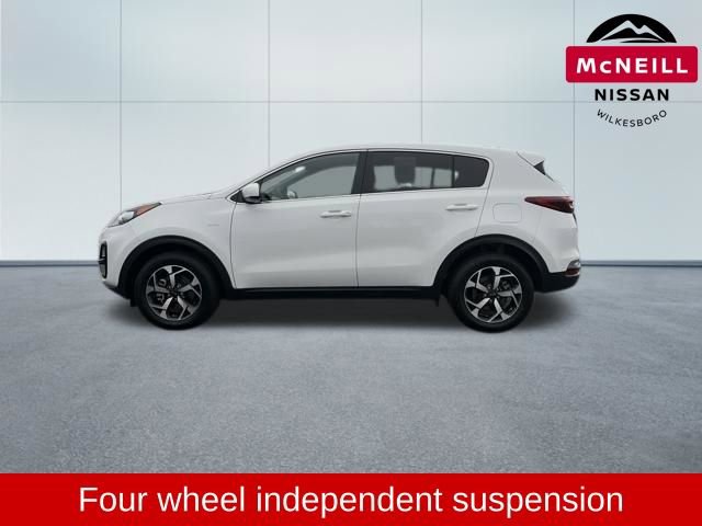 Used 2020 Kia Sportage LX image 4