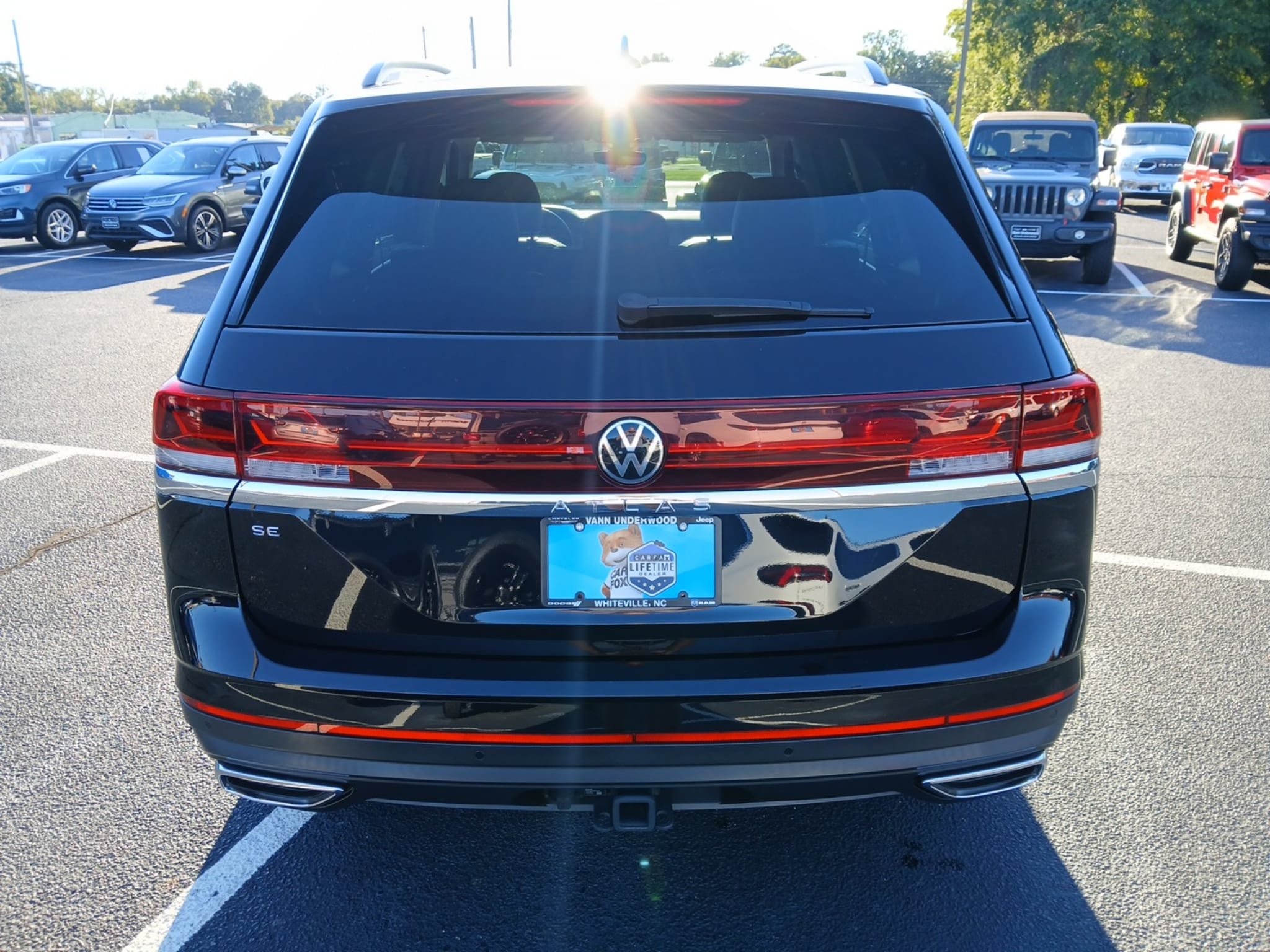 Used 2025 Volkswagen Atlas SE FWD image 5
