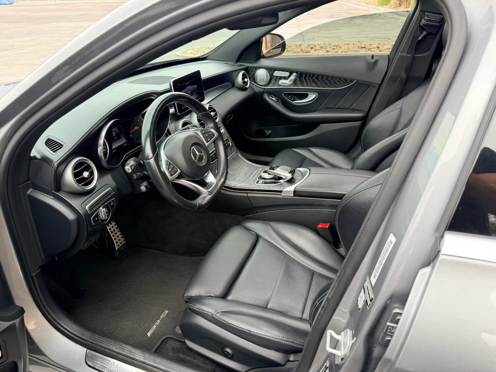 Used 2015 Mercedes-Benz C 300 4MATIC Sedan image 9