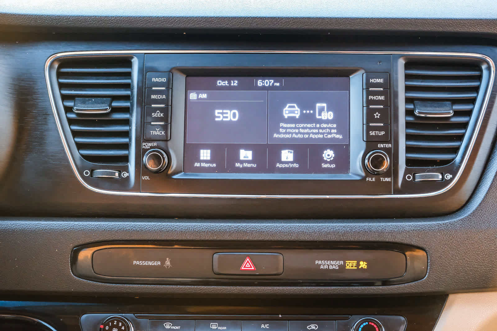 Used 2019 Kia Sedona LX FWD image 16