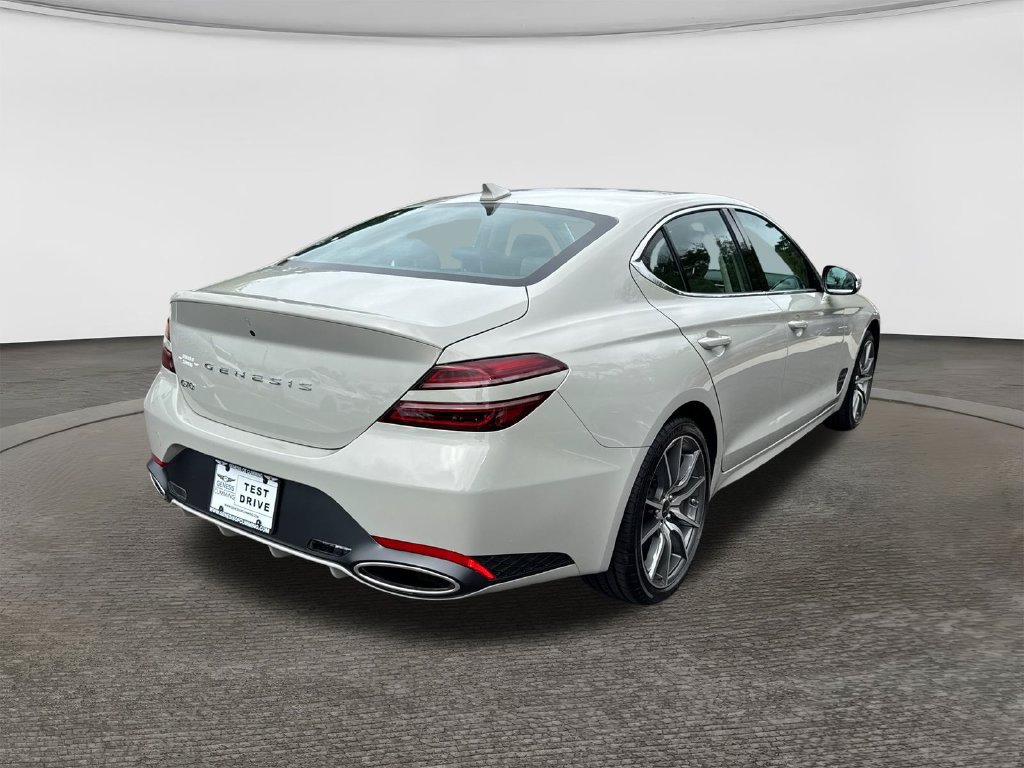 New 2026 Genesis G70 2.5T RWD image 7