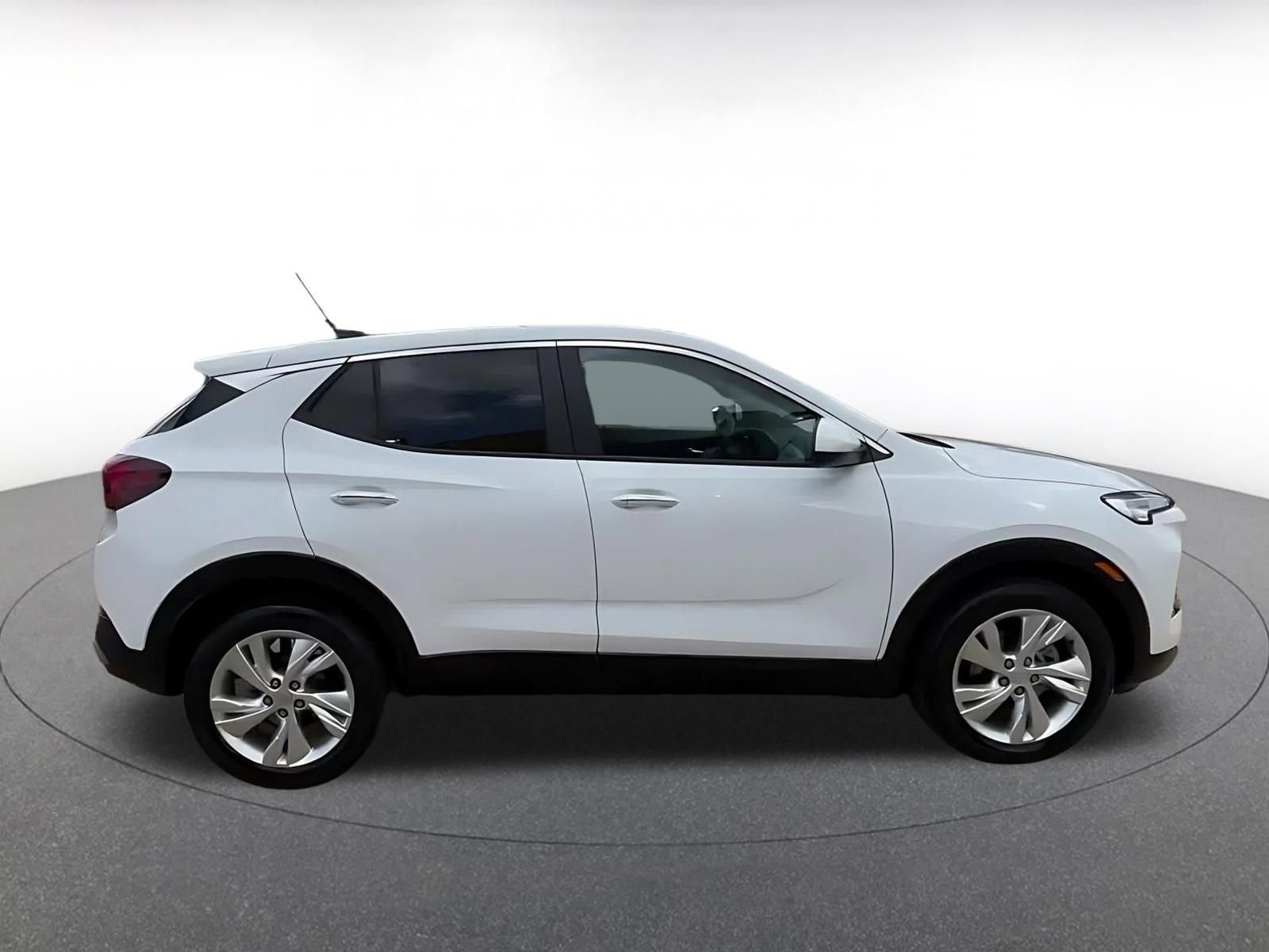 Used 2025 Buick Encore GX Preferred FWD image 16