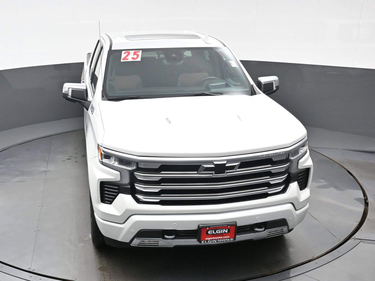 Used 2025 Chevrolet Silverado 1500 High Country AWD/4WD image 38