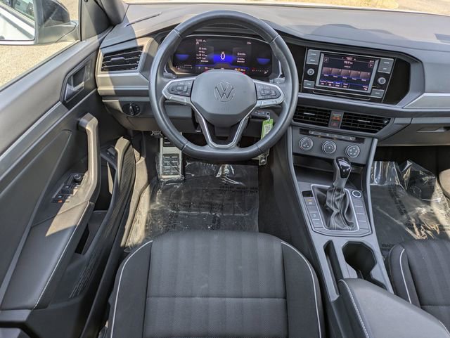 Certified 2024 Volkswagen Jetta Sport image 16