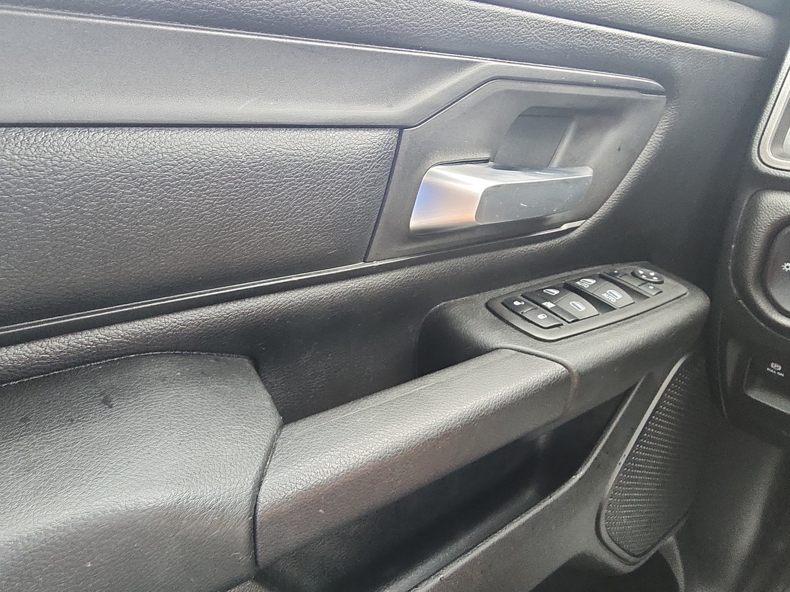 Used 2022 RAM 1500 Tradesman AWD/4WD image 18