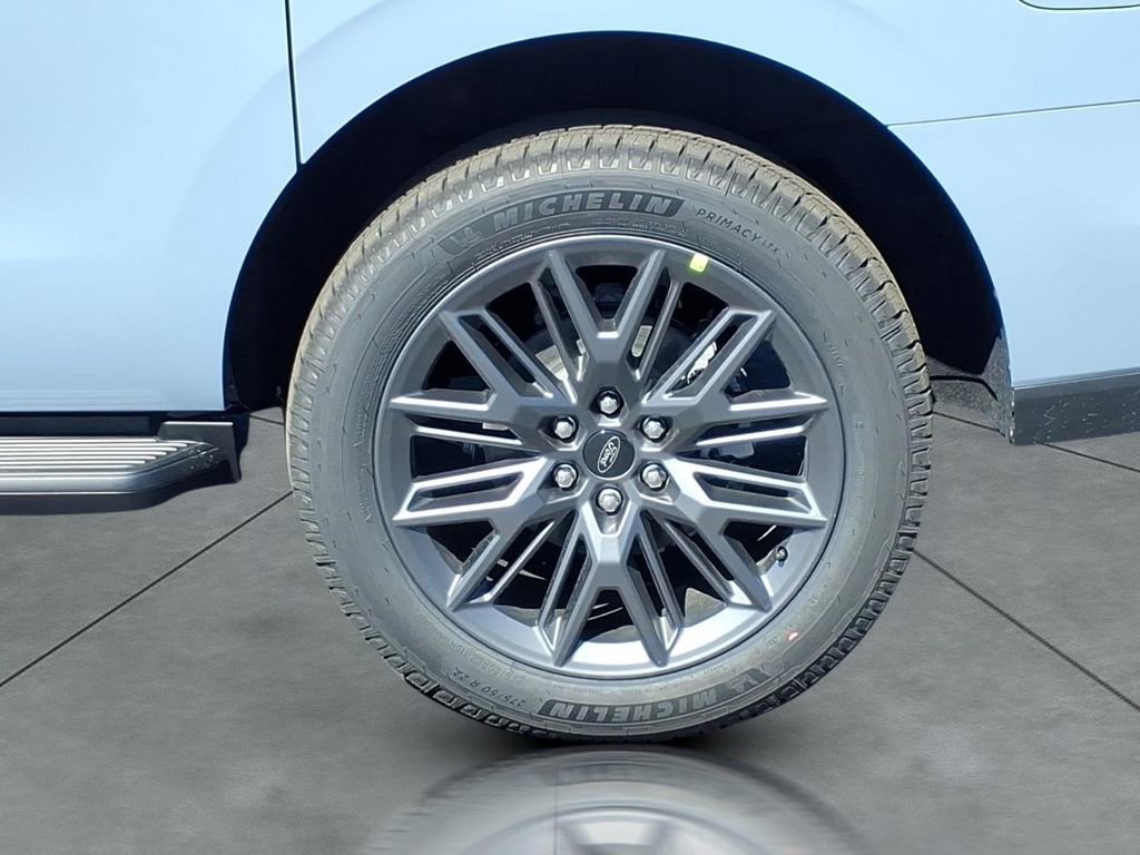 New 2026 Ford Expedition Max Platinum image 4