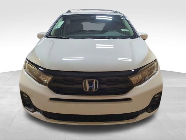 New 2026 Honda Odyssey Touring image 9