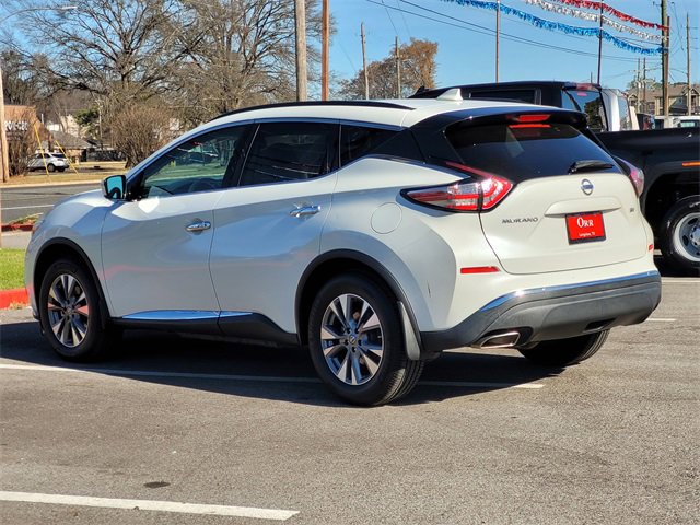 Used 2017 Nissan Murano SV w/ Premium Package image 6