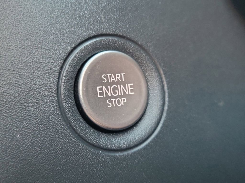 Used 2021 Volkswagen ID.4 Pro image 29