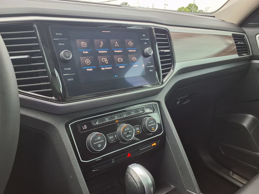 Used 2022 Volkswagen Atlas SEL AWD/4WD image 28