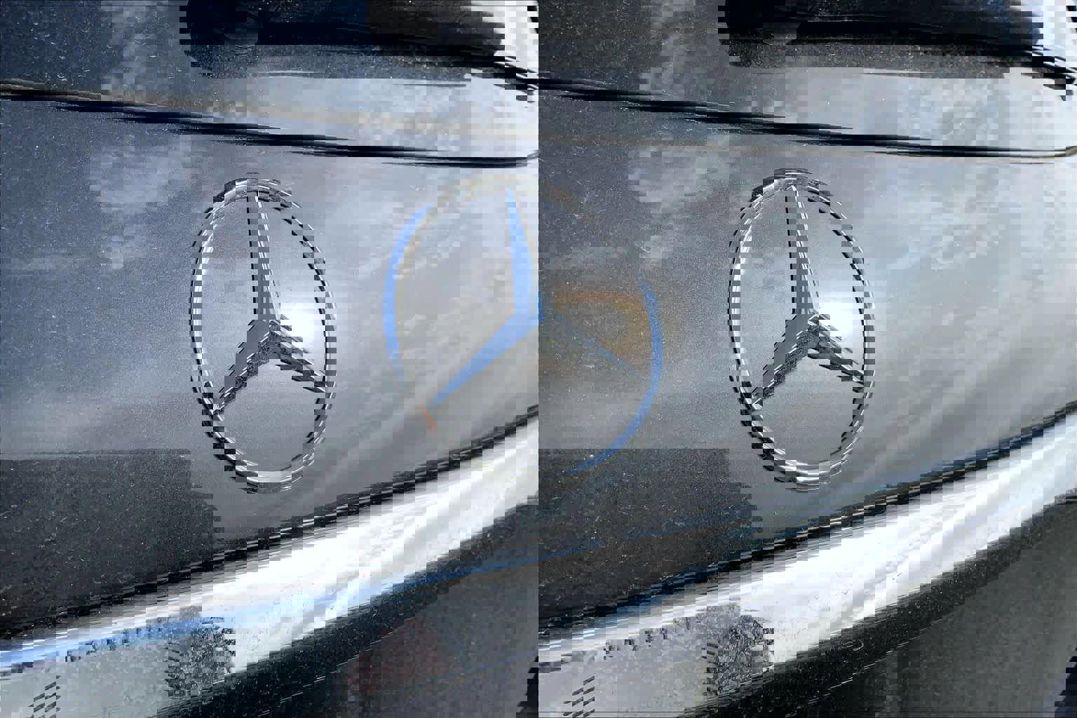 Used 2024 Mercedes-Benz GLC 300 4MATIC image 9