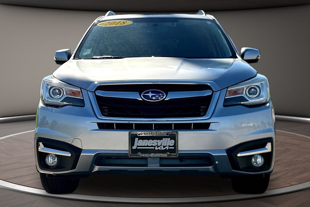 Used 2018 Subaru Forester 2.5i Touring AWD/4WD image 2