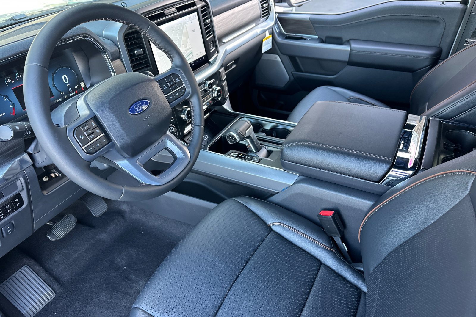 New 2026 Ford F150 Lariat w/ Equipment Group 501A Mid AWD/4WD image 10