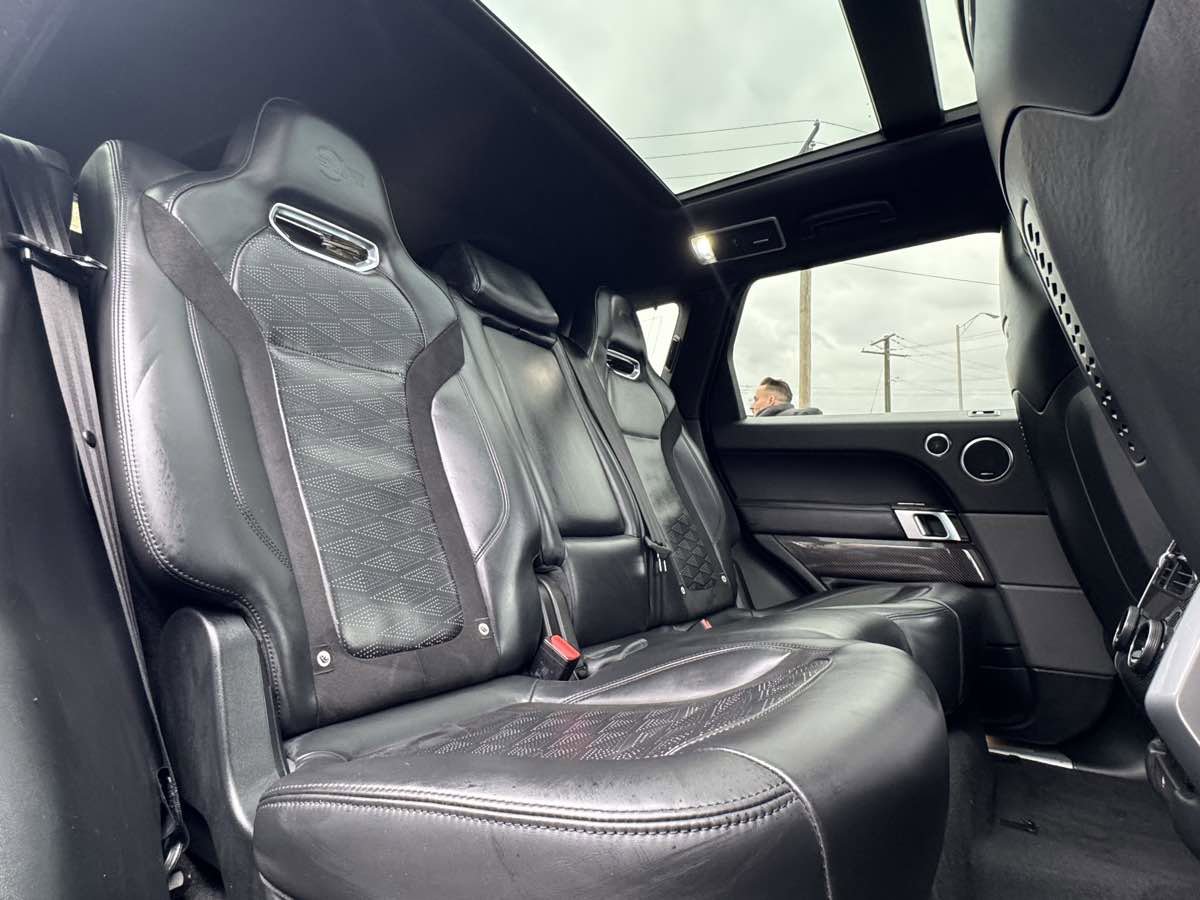 Used 2019 Land Rover Range Rover Sport SVR AWD/4WD image 40
