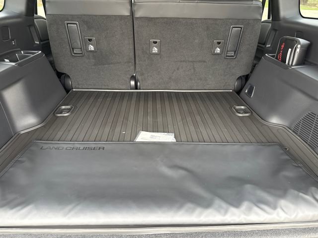 Used 2026 Toyota Land Cruiser AWD/4WD image 11