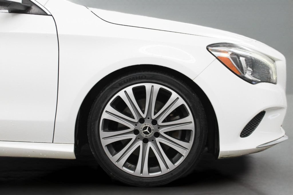 Used 2018 Mercedes-Benz CLA 250 image 14