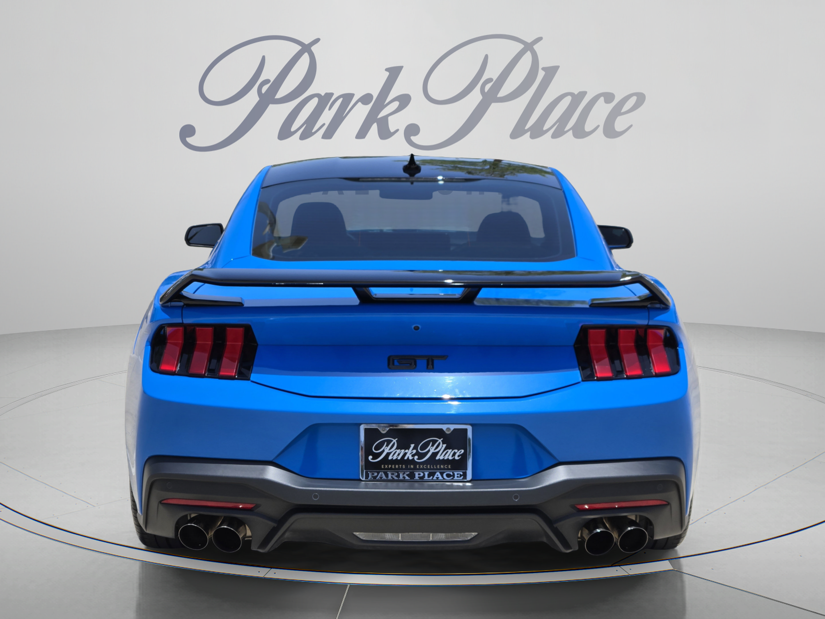 Used 2025 Ford Mustang GT Premium w/ GT Performance Package RWD image 4