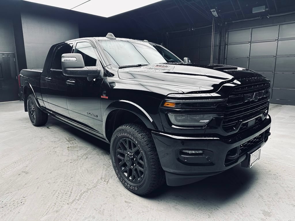 Used 2026 RAM 2500 Limited AWD/4WD image 9
