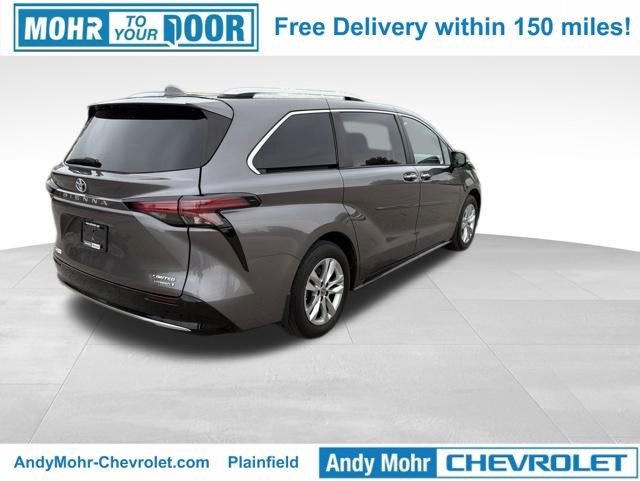 Used 2022 Toyota Sienna Limited AWD/4WD image 5