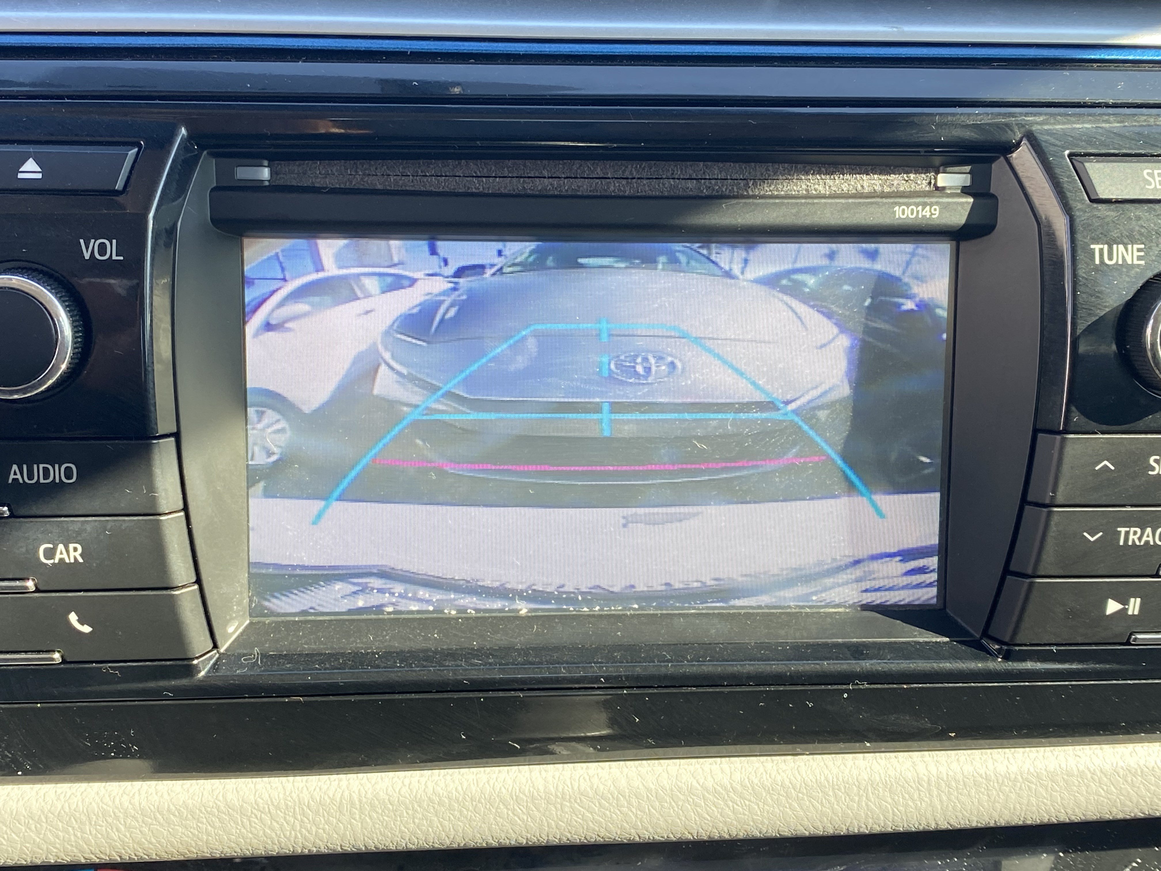 Used 2015 Toyota Corolla LE FWD image 18