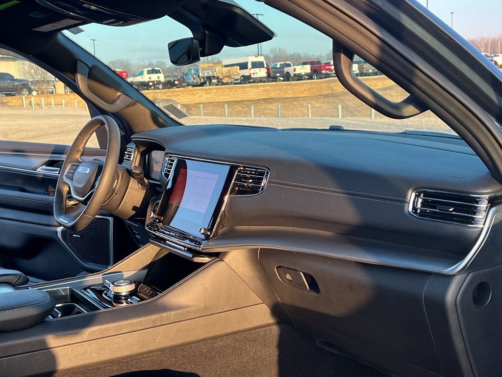 Used 2023 Jeep Wagoneer Series II w/ Convenience Group I image 33